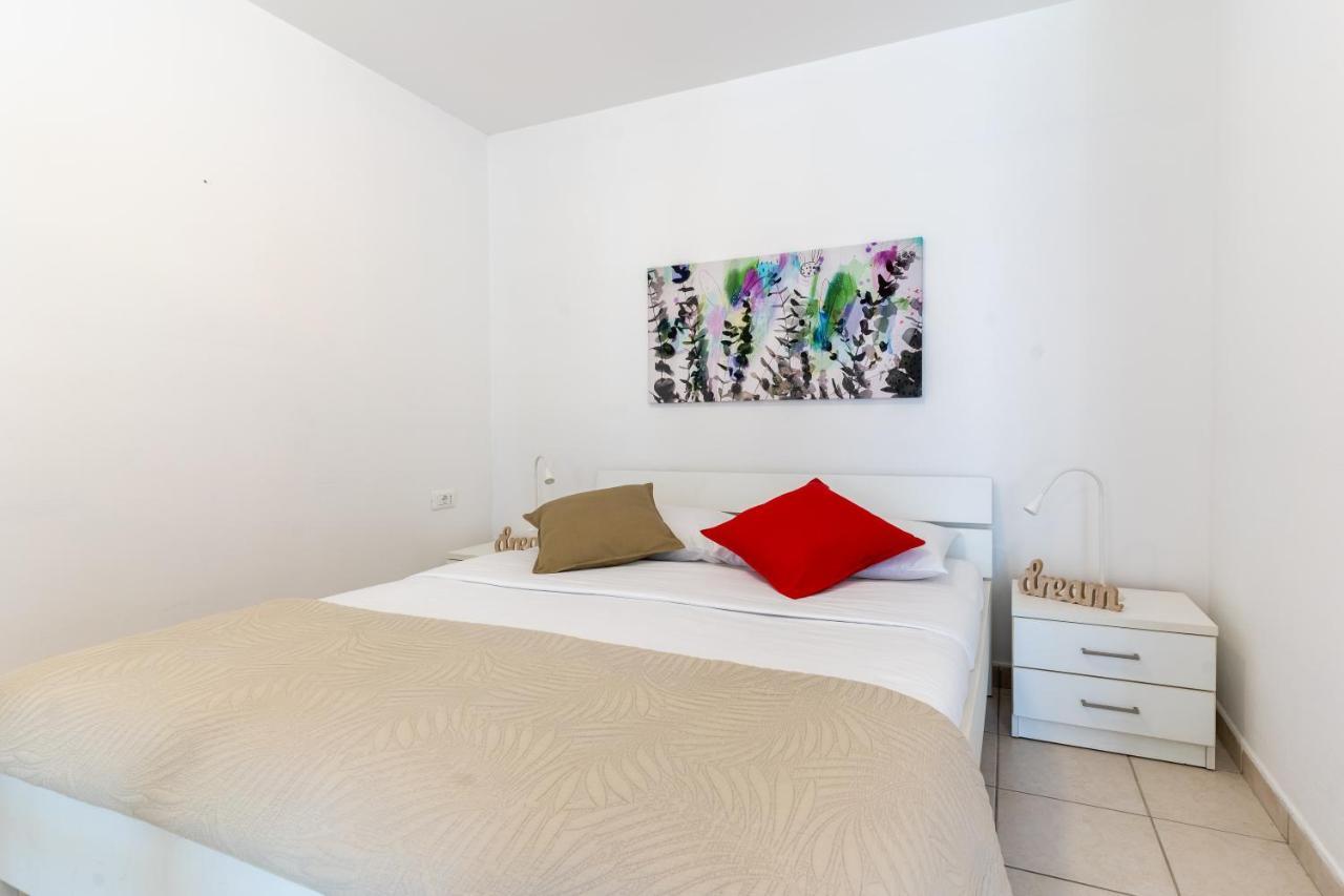 Apartment Dolac Nerezine