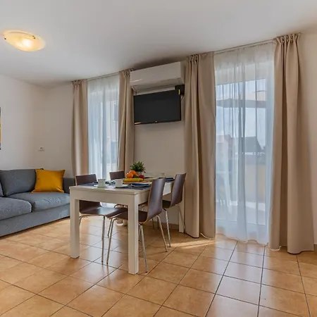 Apartments Dolac Nerezine Exterior photo